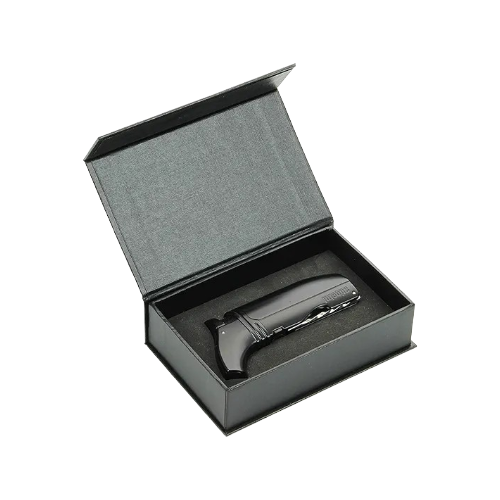 Adorini puroso tändare med punch och perfekt draw i present